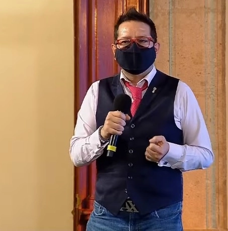 El director de Promoción de la Salud, Ricardo Cortés durante conferencia de prensa. Fotograma tomado del video emitido por el Gobierno de México