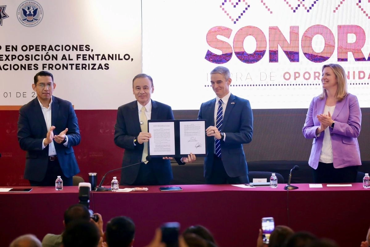 El proyecto presentado por Durazo, contará con personal especializado, tecnología de punta, una Unidad de Carreteras y una célula de paramédicos, para brindar atención multidisciplinaria tanto a residentes como a personas en tránsito. Foto 