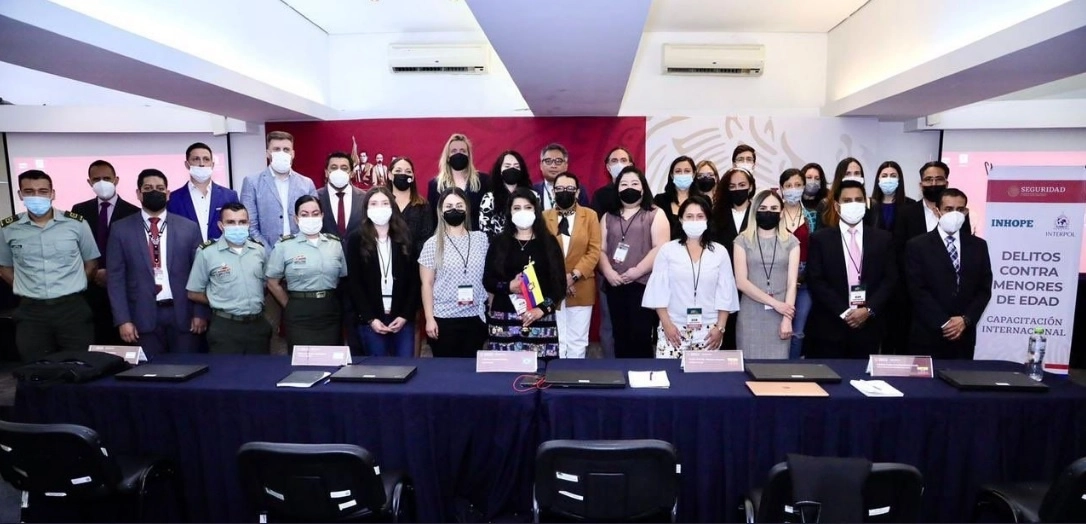 La titular de la SSPC, Rosa Icela Rodríguez, inauguró el curso de capacitación en el que participan representantes de Argentina, Brasil, Colombia, Ecuador y México, el 5 de abril de 2022. Foto tomada del Twitter de @SSPCMexico