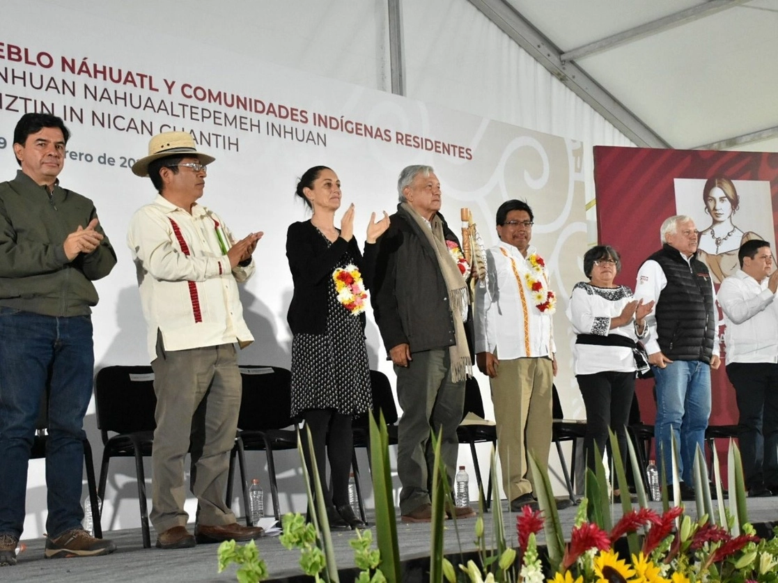 La creación de la Universidad de Lenguas Indígenas de México es compromiso adoptado por el presidente López Obrador. En imagen del 9 de febrero de 2020. Foto tomada del Twitter de @INPImx
