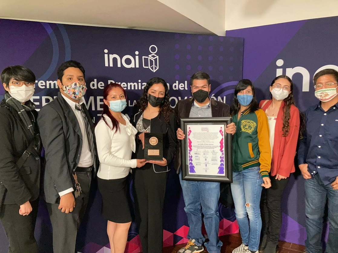 La MiyotlApp fue galardonada en el segundo Congreso Internacional de Procesamiento de Lenguaje Natural para las Lenguas Indígenas y por la décimo primera edición del Certamen a la Innovación en Transparencia 2021 del INAI. Foto 'La Jornada'
