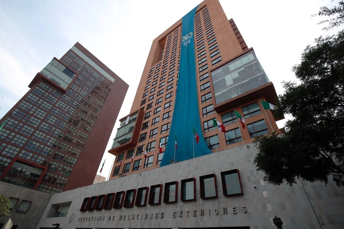 Fachada del edificio de la Secretaría de Relaciones Exteriores en la Ciudad de México. Foto Cristina Rodríguez / Archivo