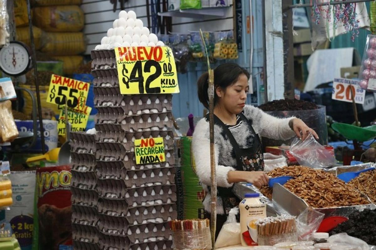 Los productos que conforman la canasta alimentaria fueron los que más contribuyeron al cambio anual de las LPI, pero en el ámbito urbano, esta incidencia fue mayor (61 por ciento) que en el rural (51.1 por ciento).