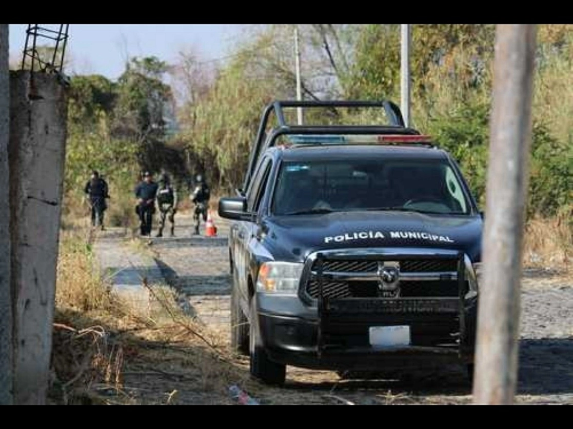 Dos cuerpos fueron encontrados ayer en fosas clandestinas de Salvatierra, Guanajuato, con lo que suman 61 desde el 20 de octubre, informó la titular de la Comisión Nacional de Búsqueda de Personas, Karla Quintana Osuna. Foto Cuartoscuro