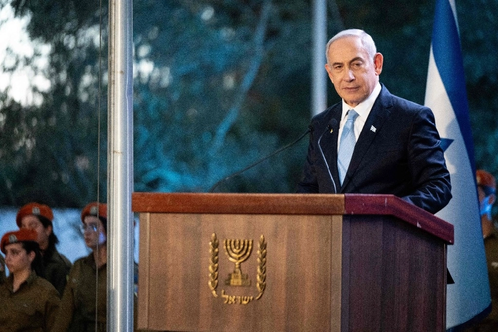 Benjamin Netanyahu, primer ministro de Israel, da un discurso en el monumento a Zeev Jabotinsky, fundador de la ideología de derecha israelí. Foto Afp 
