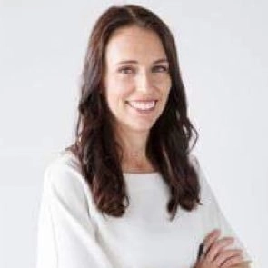 Jacinta Ardern en imagen tomada de su cuenta de twitter.