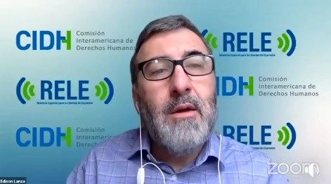 Edison Lanza, relator especial de la CIDH para la libertad de expresión, alertó que “la crisis de violencia contra los periodistas en México no ha sido desactivada”, como lo demuestra el reciente asesinato de Jorge Armenta. Imagen tomada de la transmisión por Facebook Live