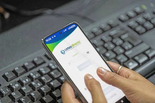 En 2025 aumentará la facilidad de acceso a títulos gubernamentales para personas físicas mediante la venta directa.Foto Sergio Hernández Vega