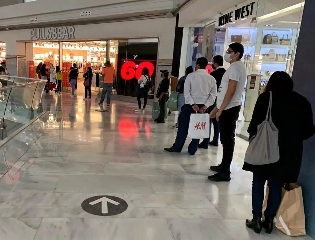 La asociación indicó que las ventas al séptimo mes de 2024 ascendieron a 905 mil 900 millones de pesos. Foto Marco Peláez / Archivo


