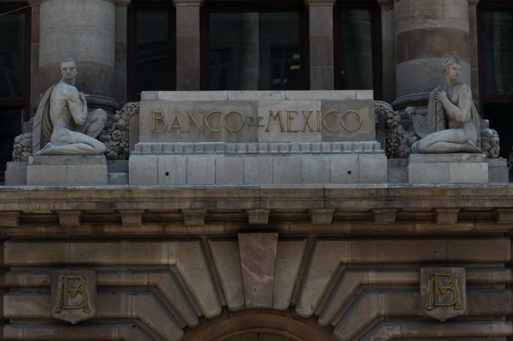 Detalle de la fachada principal del Banco de México. Foto Cuartoscuro / archivo 