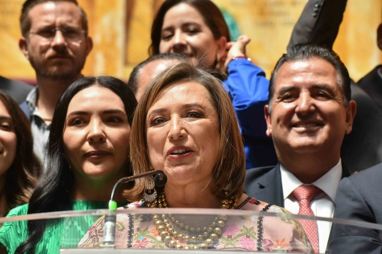 Xóchitl Gálvez, candidata del Frente Amplio por México, asistió a la Cámara de Diputados, para manifestar su postura en relación al paquete económico para el ejercicio fiscal 2024, el 20 de septiembre de 2023. Foto Cuartoscuro
