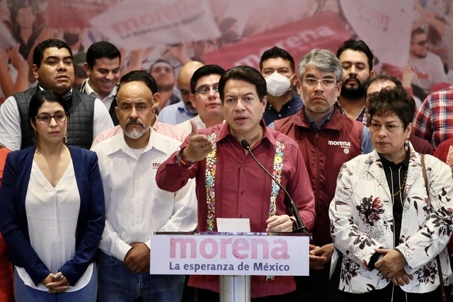 El dirigente de Morena, Mario Delgado (c) en imagen de archivo. Foto Roberto García