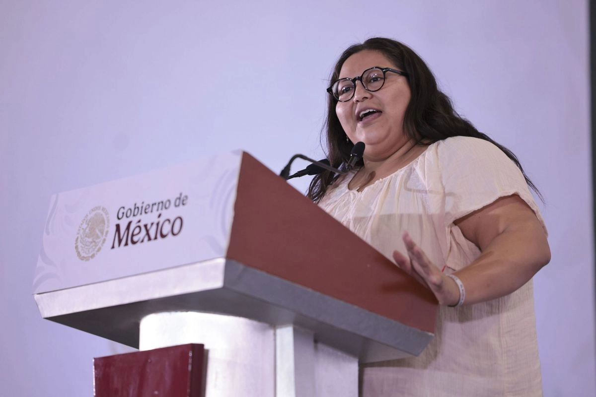 Citlalli Hernández, titular de la Secretaría de las Mujeres. Foto 