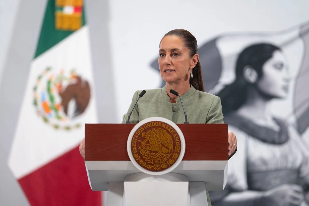 La presidenta de México, Claudia Sheinbaum, durante su conferencia matutina en Palacio Nacional, en la Ciudad de México, el 14 de mayo de 2025. 
