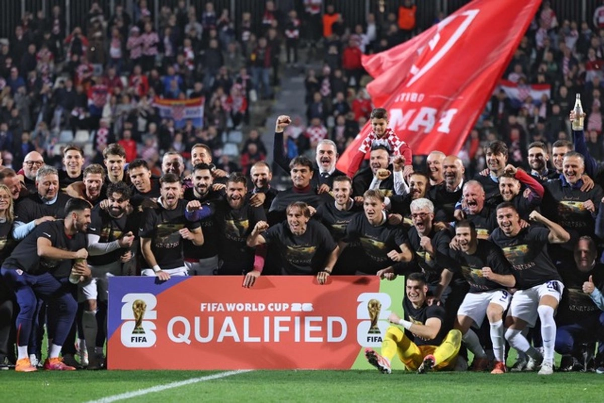 Futbolistas de la Selección de Croacia festejan su clasificación a la Copa del Mundo. Foto 