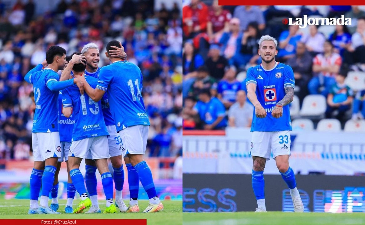 Jugadores de Cruz Azul celebran una de las anotaciones del partido, sin embargo cayeron en penales. Foto
