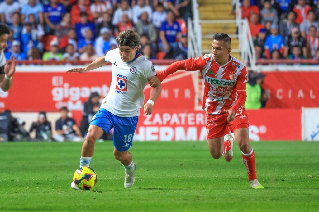 Este resultado envió a los dirigidos por Vicente Sánchez a la séptima posición de la Liga con cinco puntos mientras que los hidrocálidos quedaron en el sexto puesto con la misma cantidad de unidades. Foto tomada de X @CruzAzul.