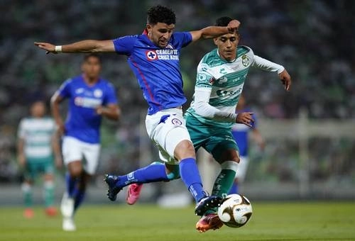 La Máquina buscará el domingo acabar en el Azteca con la maldición de 23 años sin título de liga. Foto Jam Media