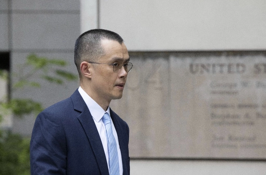 El multimillonario Changpeng Zhao, fundador de la plataforma de criptomonedas Binance, al llegar al Tribunal federal de Seattle, el 30 de abril de 2024. Foto Ellen M. Banner / The Seattle Times vía Ap