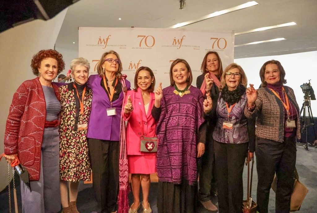 Legisladoras de oposición durante el International Women's Forum. Foto tomada de la cuenta de 'X' @XochitlGalvez