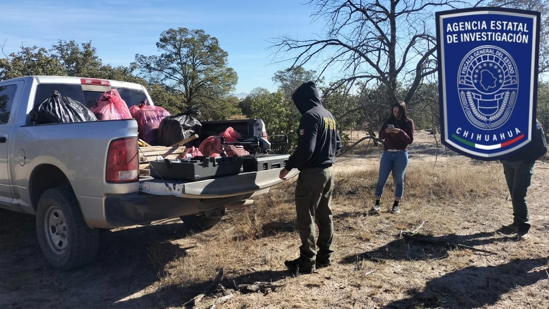 La Fiscalía de Distrito Zona Occidente de Chihuahua informó que en la cuarta etapa de búsqueda, fueron localizados “456 restos, así como 35 indicios de interés criminalístico”. Foto tomada de las redes sociales de la Fiscalía de Chihuahua