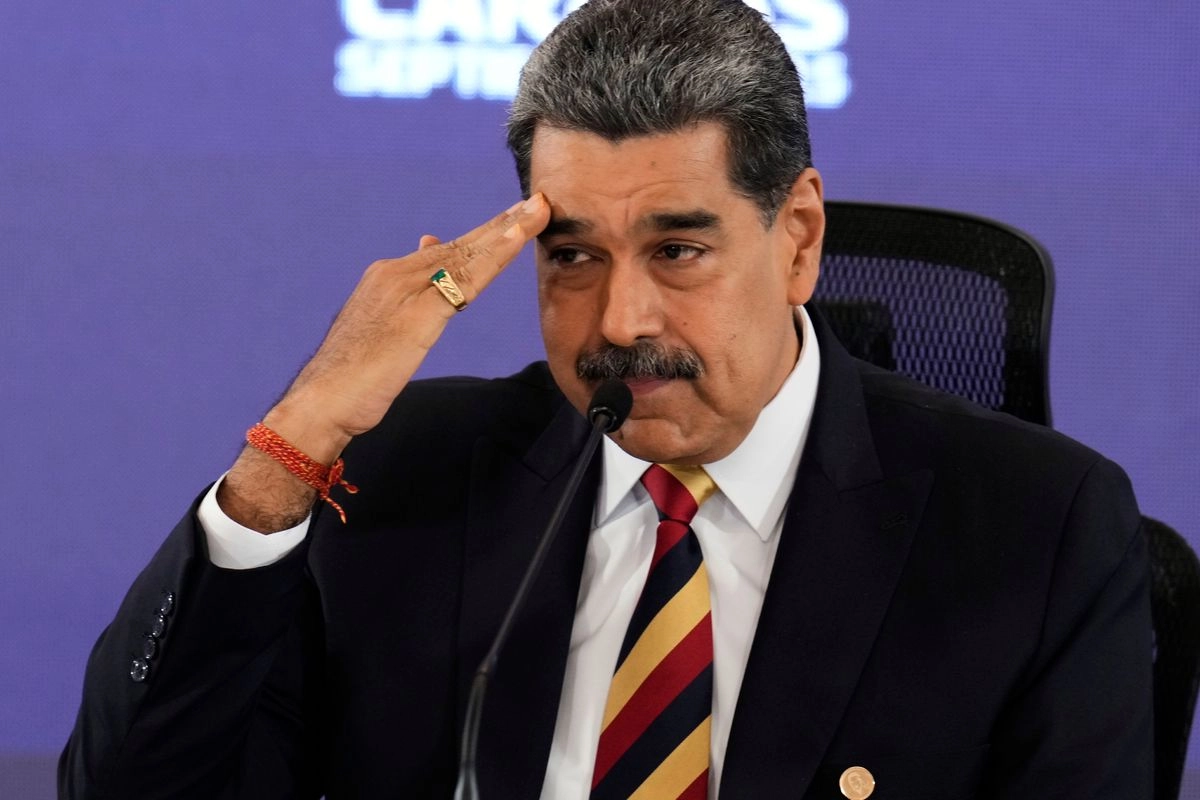 El presidente de Venezuela, Nicolás Maduro, saluda durante una conferencia de prensa en Caracas, Venezuela, el lunes 1 de septiembre de 2025.