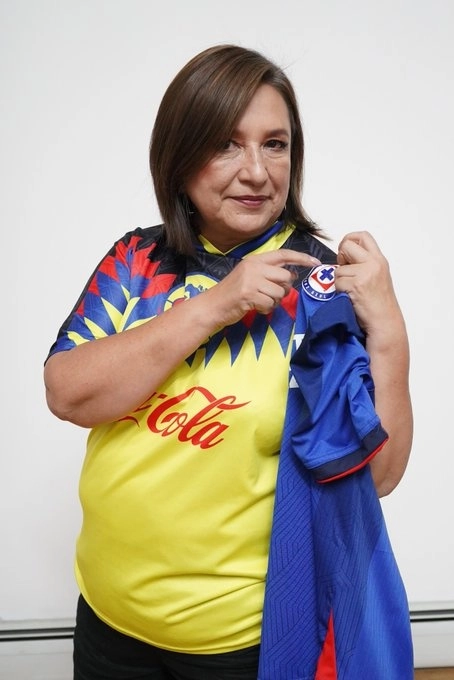 La Jornada Cumple Galvez apuesta y se pone playera del America