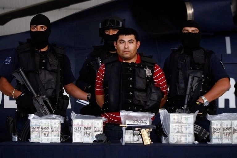 Jaime González Durán 'El Hummer'tras ser detenido en 2008. Foto