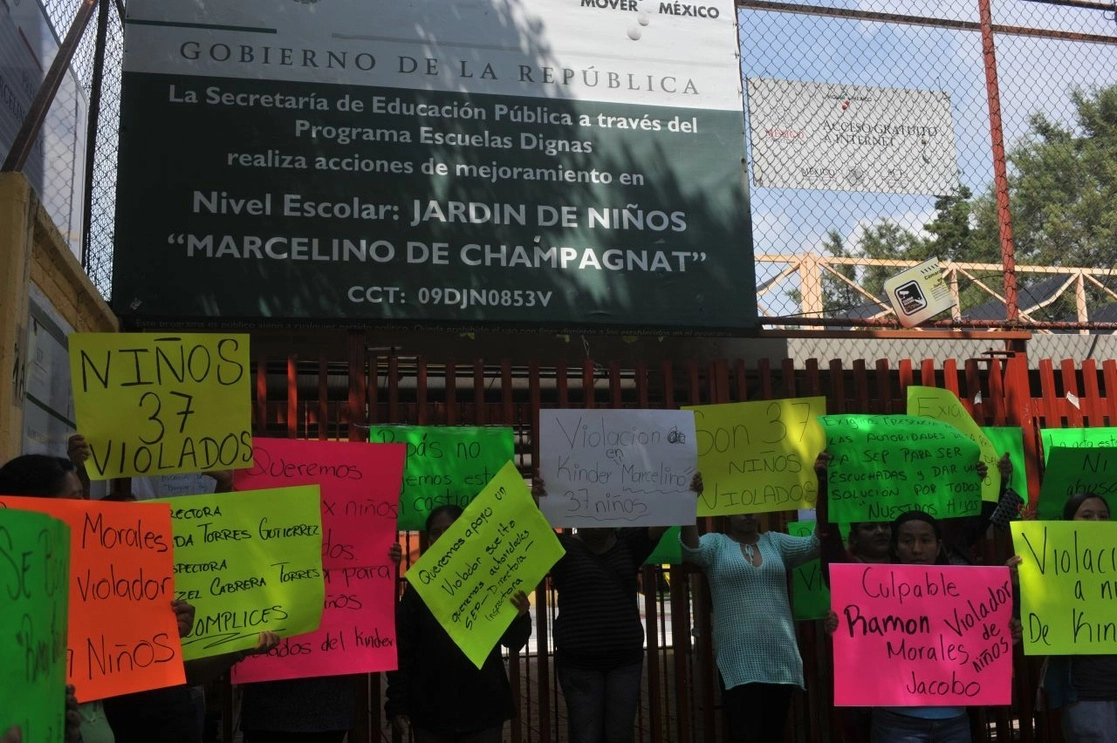 El abuso de los menores se dio a conocer a finales del 2018, cuando los padres del plantel, dependiente de la SEP, denunciaron al responsable, quien trabajaba como auxiliar administrativo. Foto Cuartoscuro / Archivo