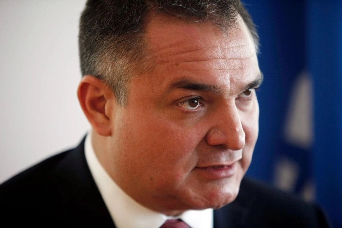 Genaro García Luna, ex secretario de Serguridad de México fue condenado a 38 años de prisión por sus presuntos vínculos con el 'Cártel de Sinaloa'; se encuentra recluido en la prisión de máxima seguridad en Colorado, conocida como el 'Alcatraz de las Montañas Rocosas'. Foto 