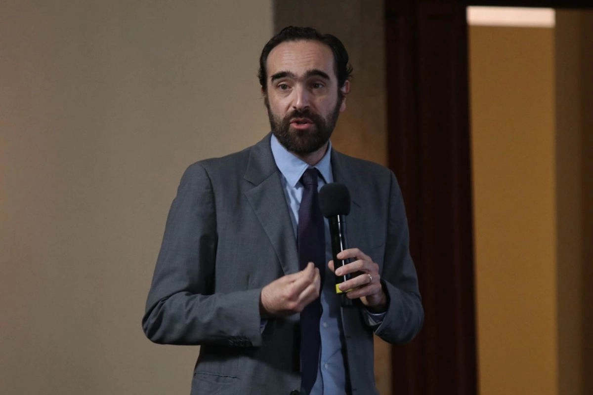 El director general de la Agencia Reguladora de Transporte Ferroviario, Andrés Lajous, explicó que el tramo Querétaro-Irapuato consta de 30 kilómetros e incluirá estaciones Celaya, Apaseo el Grande, Cortázar e Irapuato. Imagen del 9 de julio de 2025. Foto 