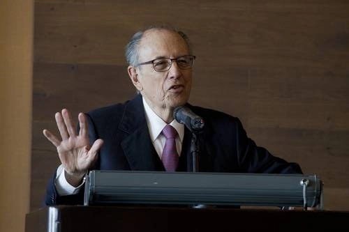 El economista David Ibarra, durante el homenaje por sus 90 años de vida. El acto se llevó a cabo en el Club de Industriales. Foto Cristina Rodríguez
