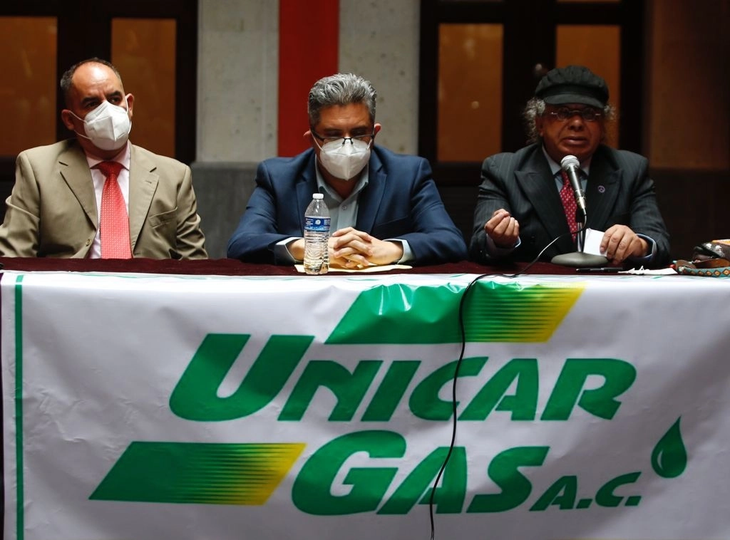 La Unión Nacional de Industriales de la Carburación a Gas denunció este miércoles que las empresas distribuidoras de gas LP Soni, Uribe, Tomza, Nieto y Zeta Gas son los “orquestadores” del incremento de 46 por ciento del precio del energético desde diciembre de 2019. Foto Guillermo Sologuren
