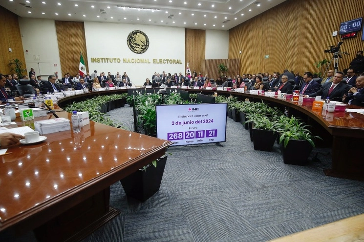 Sesión extraordinaria del Consejo General del INE rumbo al proceso electoral de 2024, el 7 de septiembre de 2023. Foto Cristina Rodríguez