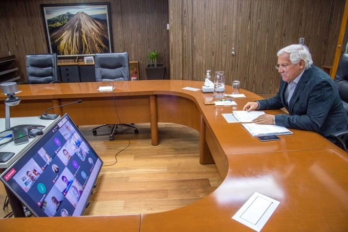 El titular de la Secretaría de Agricultura y Desarrollo Rural, Víctor Villalobos, presidió dicho consejo técnico que se efectuó de manera virtual y subrayó que a casi dos años de administración se están concretando los cambios en el sector pesquero y acuícola. Foto Twitter @vmva1950