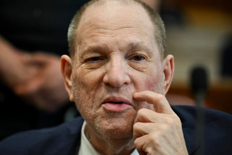 Harvey Weinstein ante el tribunal penal de Manhattan durante su nuevo juicio. Foto 