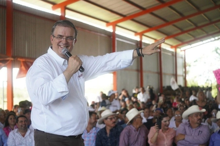 Marcelo Ebrard en reunión con ganaderos en Sinaloa el pasado lunes. Foto de su perfil de X
