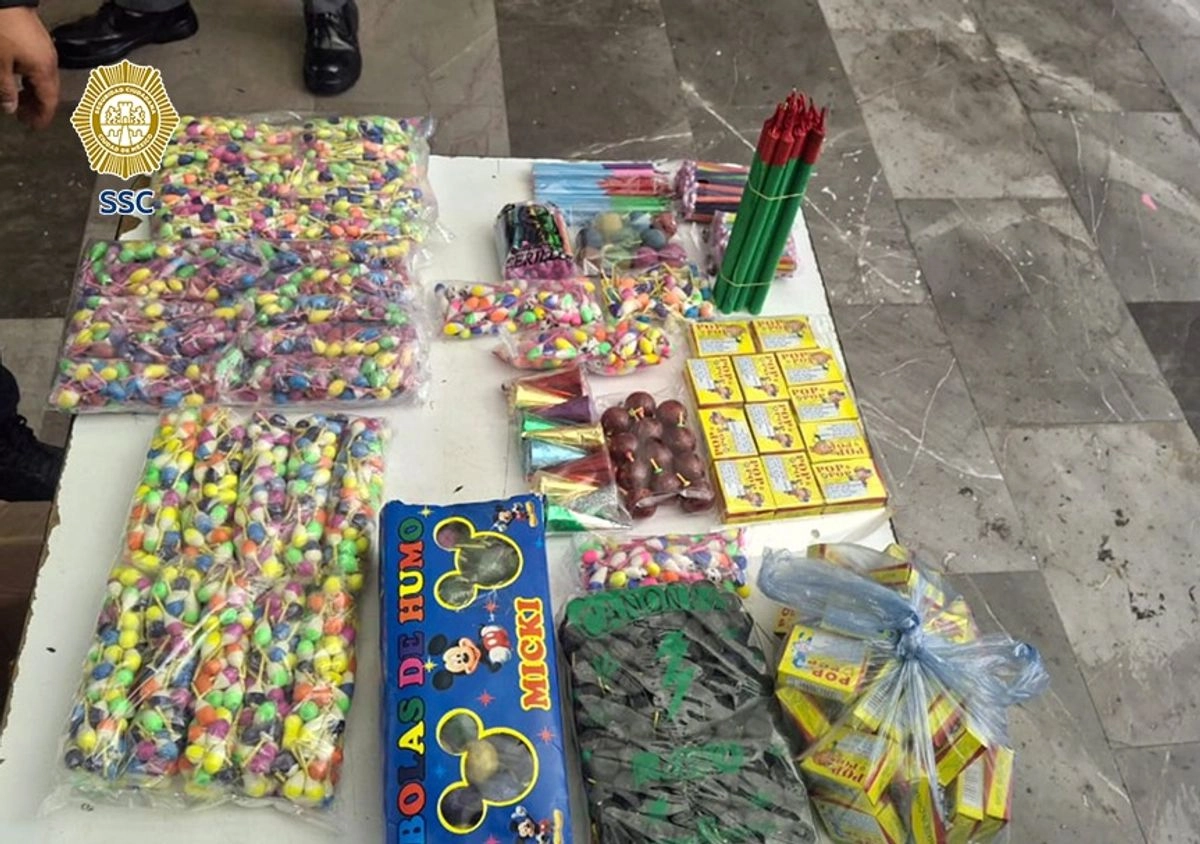 Material decomisado en los operativos realizados en diversas estaciones del STC Metro. Foto