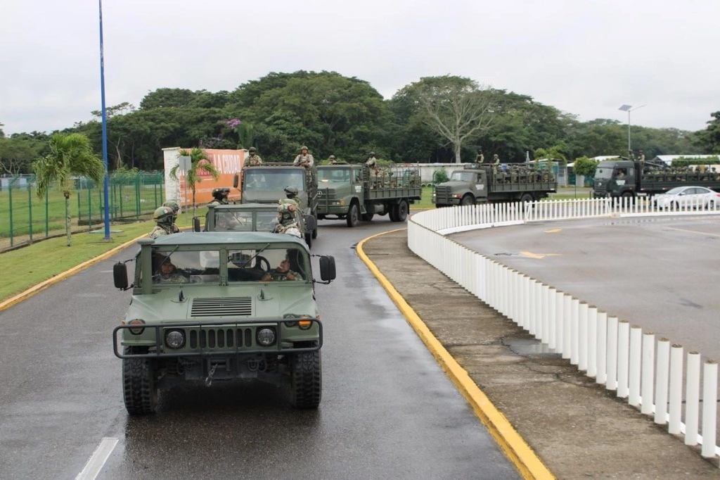 Estos elementos realizarán “tareas de disuasión, prevención, patrullajes, reconocimientos y estableciendo puestos militares de seguridad que generen un ambiente de tranquilidad en la población”, señaló la Defensa. Foto Secretaría de la Defensa Nacional