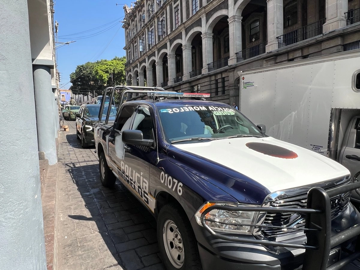 Ante este déficit de policías que padece el estado de Morelos, cientos de elementos de la Guardia Nacional, así como del Ejército y Marina se han sumado a las labores de seguridad.