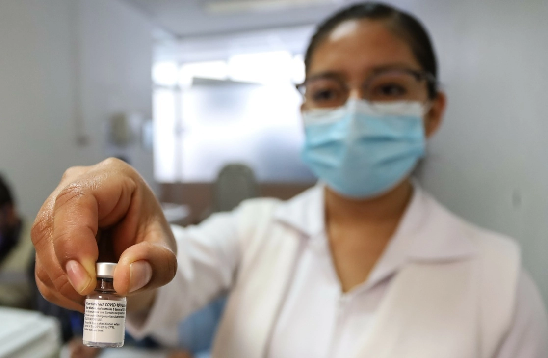 Se aplicará una dosis única, en centros y macrocentros de vacunación de Coahuila, Chiapas, Nayarit, Tamaulipas y Veracruz. Foto Jorge A. Pérez Alfonso / archivo 