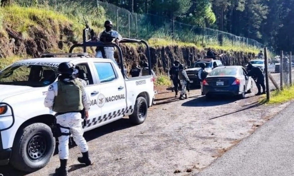 En un comunicado de prensa, se informó que los militares y policías estatales fueron agredidos cuando realizaban un operativo de vigilancia en esa región. Foto tomada de X.