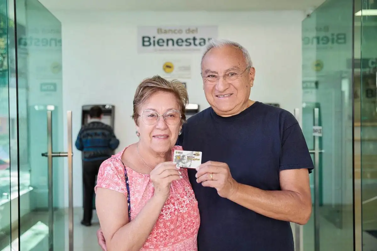 Los apoyos de los diferentes programas del gobierno son depositados directamente a las tarjetas del Banco Bienestar. 