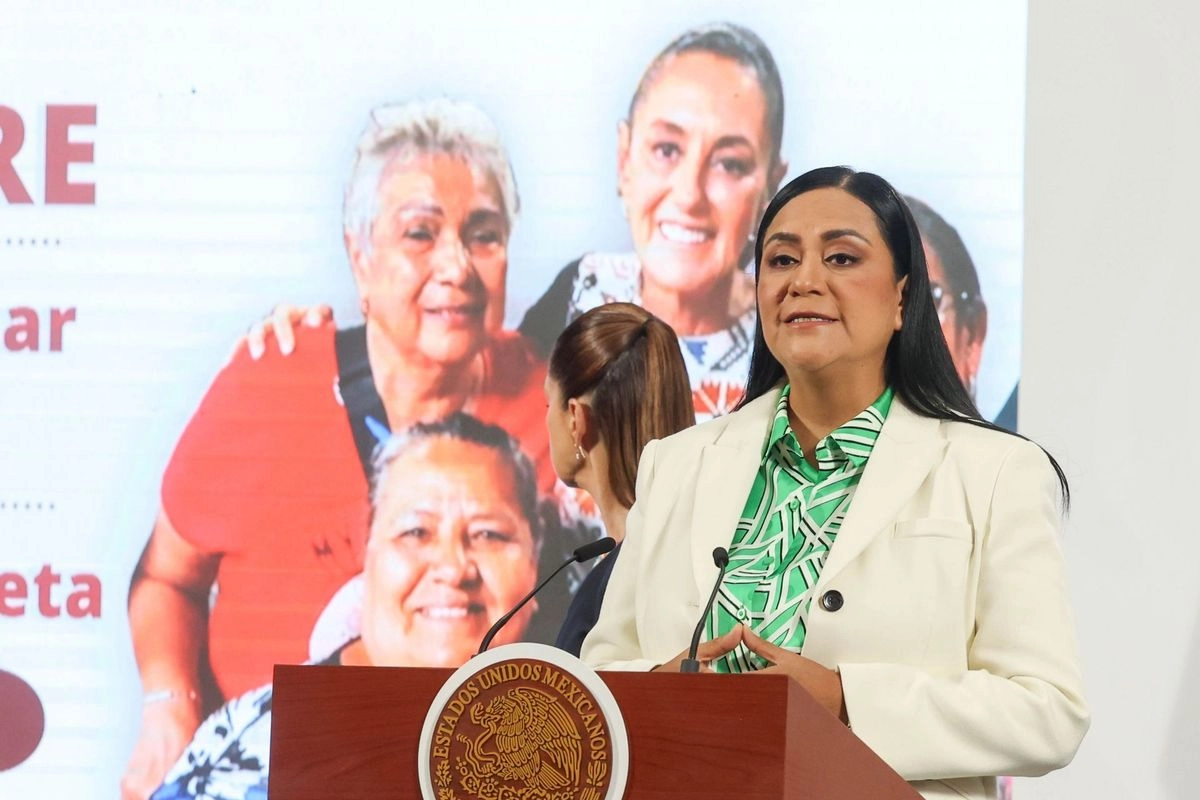 La secretaria del Bienestar, Ariadna Montiel 