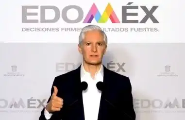 Alfredo del Mazo, gobernador del Estado de México pide a la ciudadanía usar cubrebocas para reducir contagios del Covid-19. Foto @alfredodelmazo