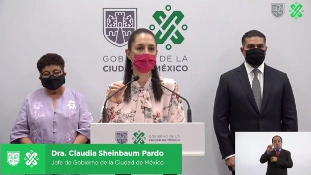 La titular del ejecutivo local, Claudia Sheinbaum, durante el informe mensual de avances en seguridad. Imagen tomada del Twitter @Claudiashein