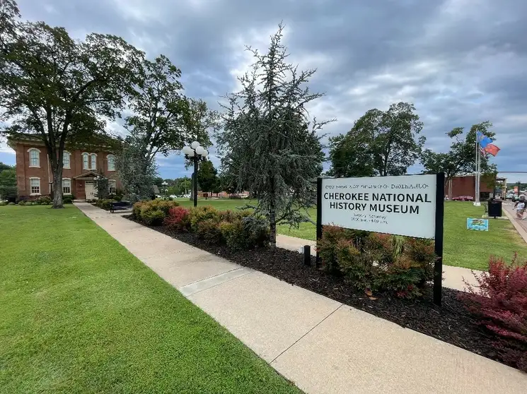 El Museo Nacional de Historia Cherokee, en la capital indígena Tahlequa. Foto ‘La Jornada’



