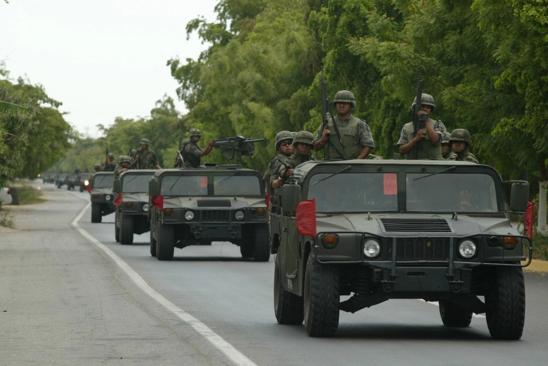 Operativo militar contra el narcotráfico en Sinaloa. Foto Marco Peláez / Archivo