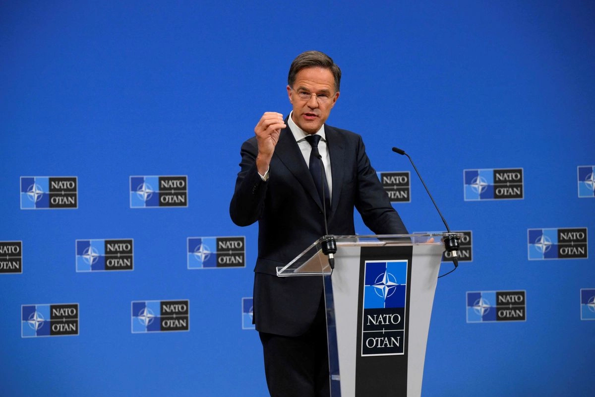 El Secretario General de la OTAN, Mark Rutte, durante una conferencia de prensa en la sede de la OTAN, en Bruselas, después de que la alianza mantuviera conversaciones urgentes sobre una incursión de aviones rusos sobre Estonia la semana pasada, el 23 de septiembre de 2025.