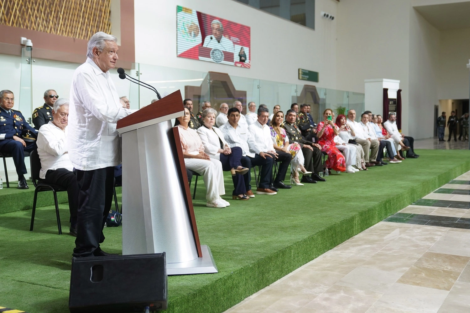 El presidente Andrés Manuel López Obrador durante la inauguración del Aeropuerto Internacional de Tulum "Felipe Carrillo Puerto", el 1 de diciembre de 2023. Foto Presidencia